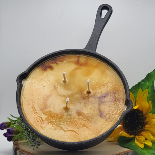 Peach Cobbler 10 oz | Candle - Wolf Creek Candle Co.
